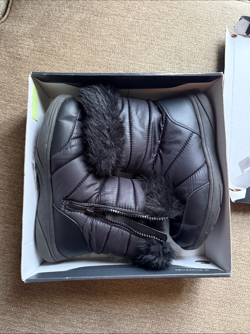 Everlast Women's Black Quilted Fur-Trim Winter Boots